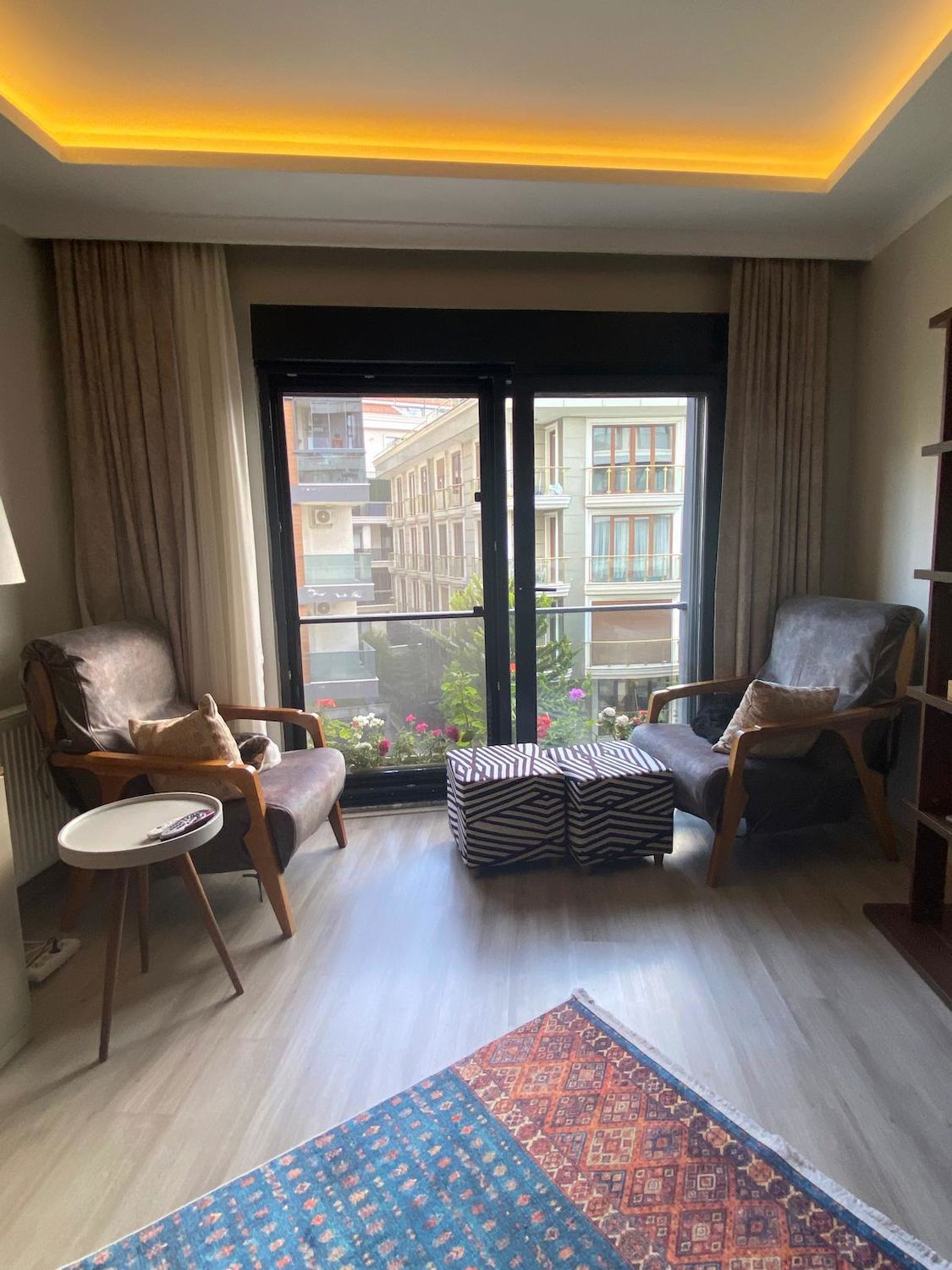 İDEALTEPEDE 8 YILLIK BİNADA | MARMARAYA YAKIN 3+1 FERAH DAİRE