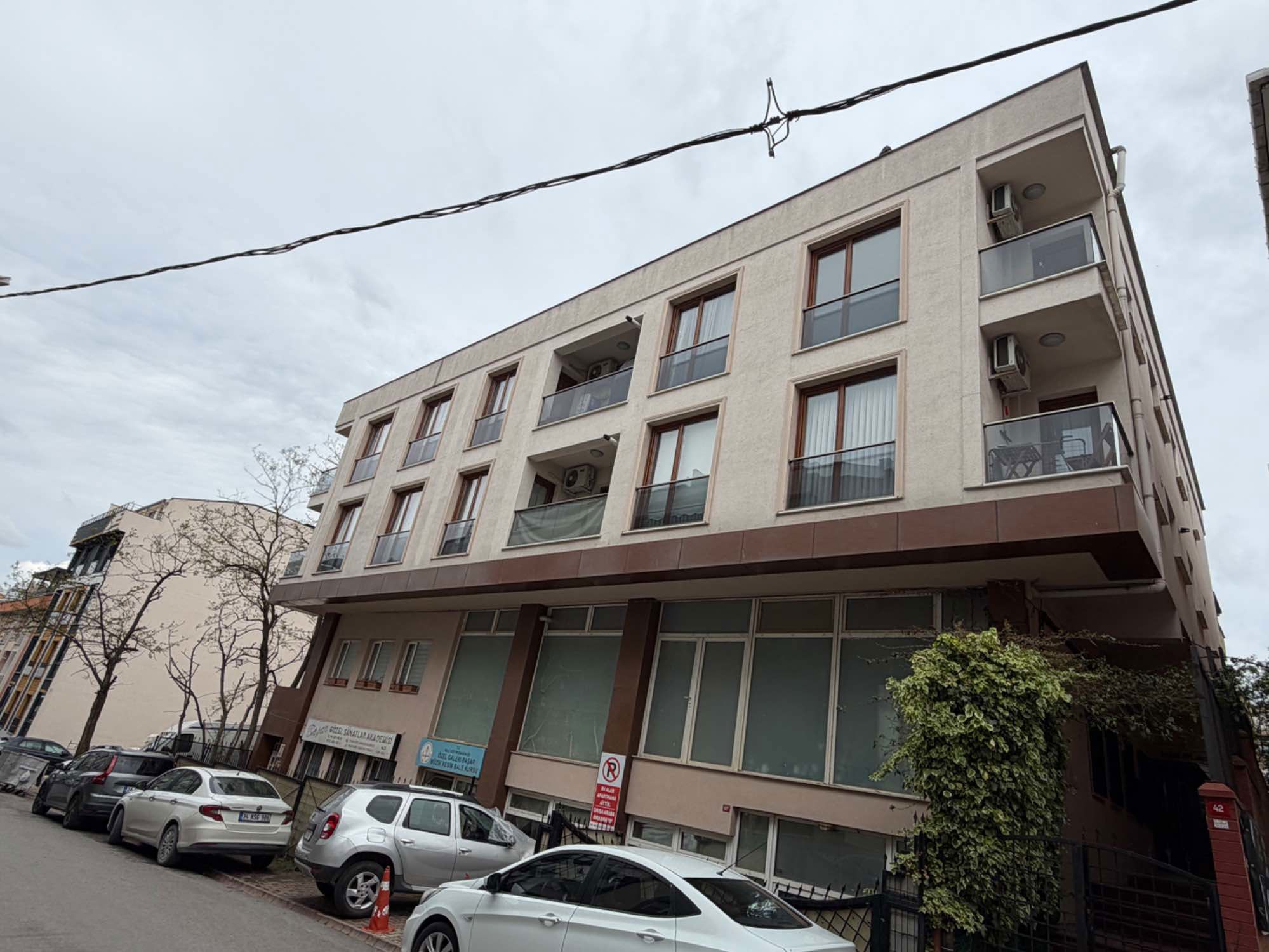 ÇEKMEKÖY MİMAR SİNAN MAHALLESİ KİRALIK 2+1 DAİRE