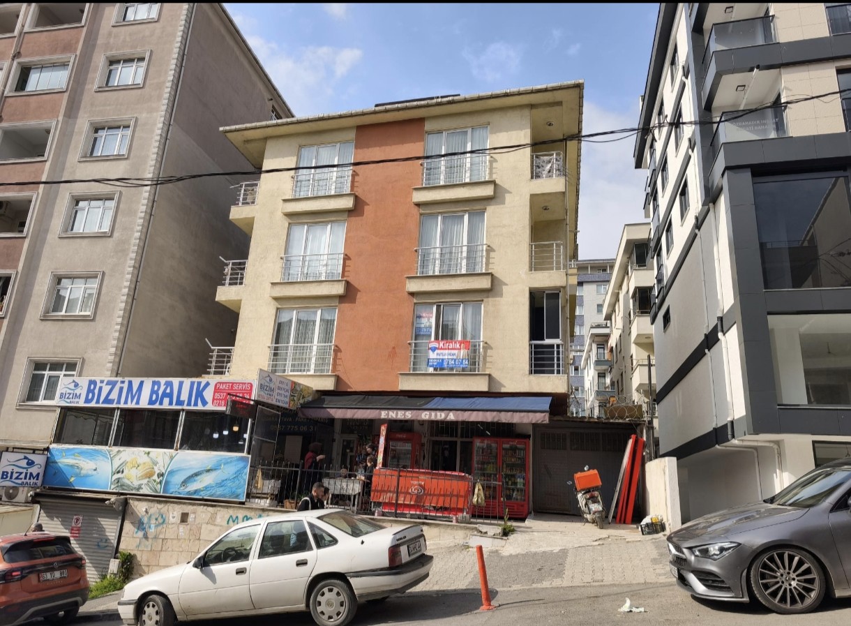 FINDIKLI MAHALLESİ GAZİ MUSTAFA KEMAL CADDESİ'NDE 2+1 DAİRE