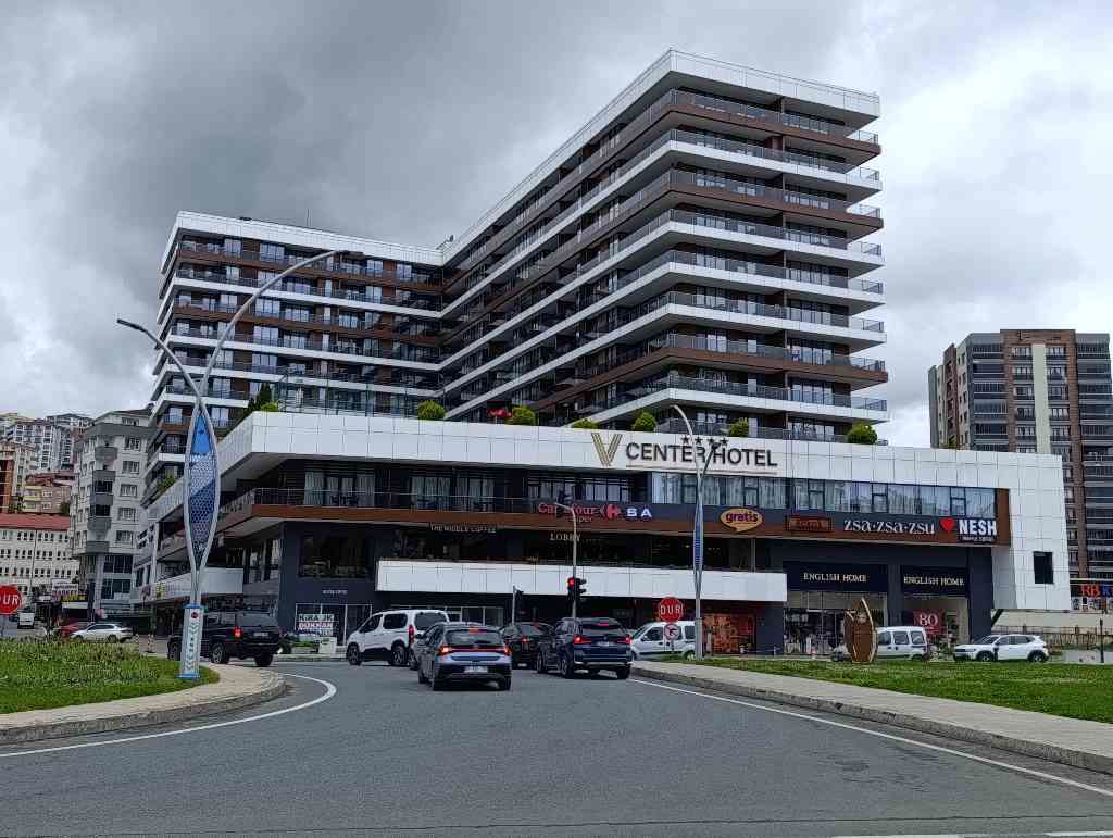 KAŞÜSTÜ VARDALLAR CENTER'DA ÖN CEPHE 2+1