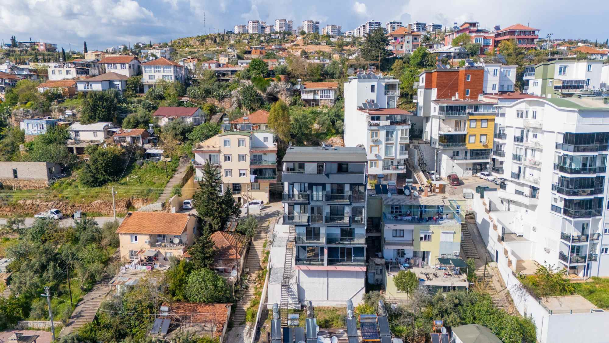 KEPEZ ERENKÖY’DE DENİZ MANZARALI DUBLEKS 3+1 SIFIR DAİRE