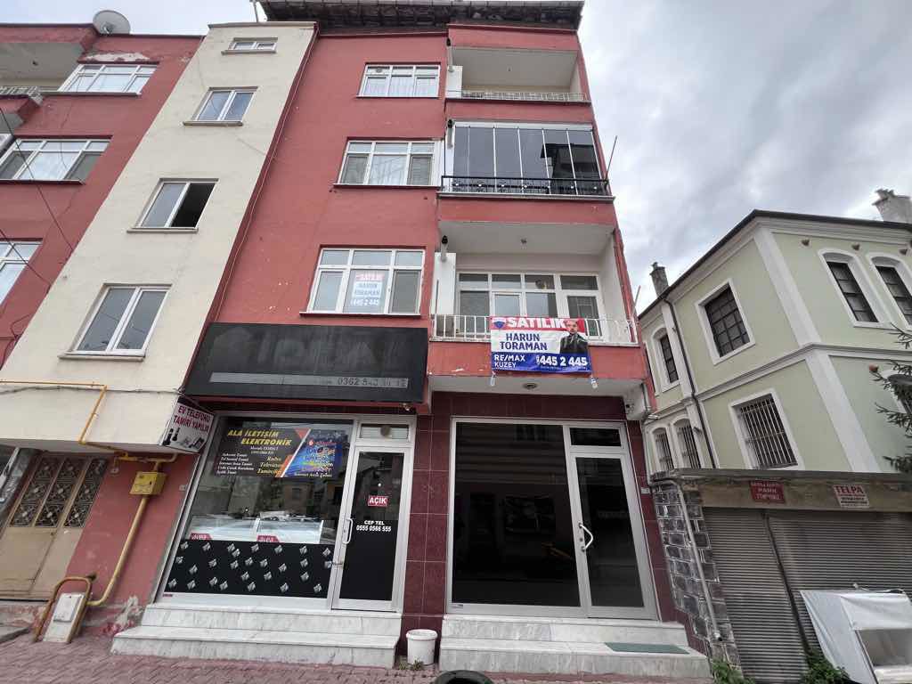 BAFRA BÜYÜKCAMİ MAHALLESİNDE SATILIK 2+1