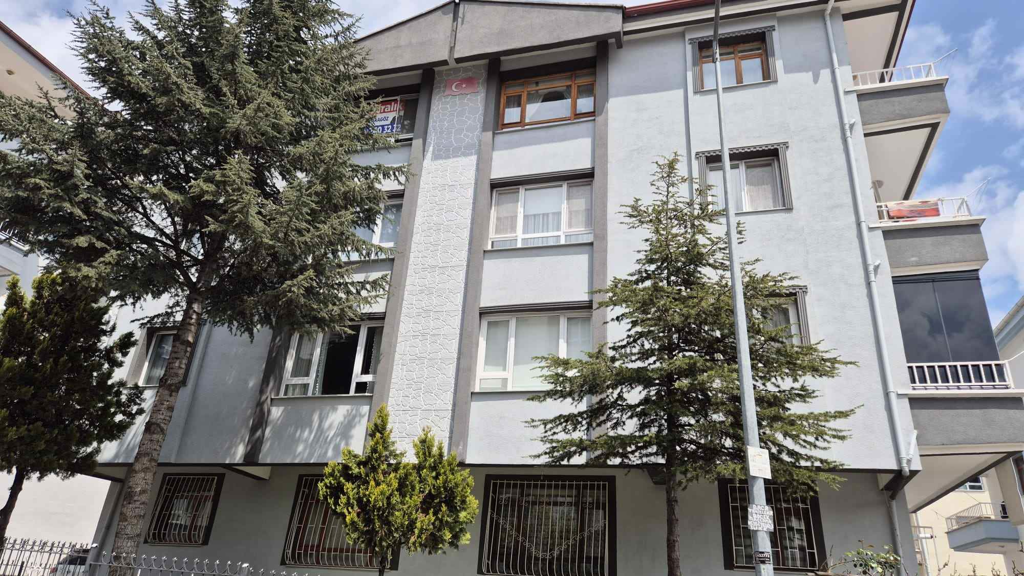 UFUKTEPE'DE 3+1 GÜNEY CEPHE BAKIMLI KİRALIK DAİRE