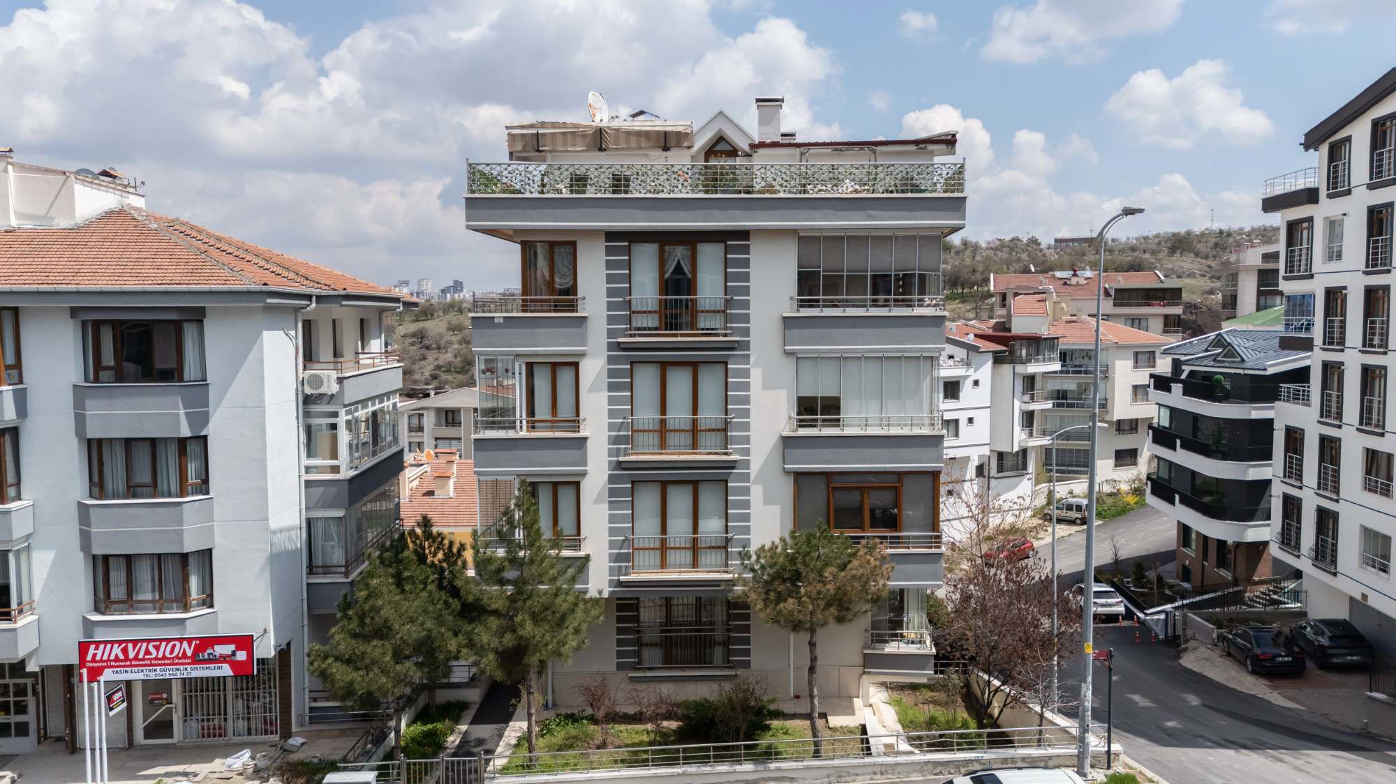 ÇANKAYA KIRKKONAKLAR’DA SATILIK GENİŞ 4+1 DAİRE