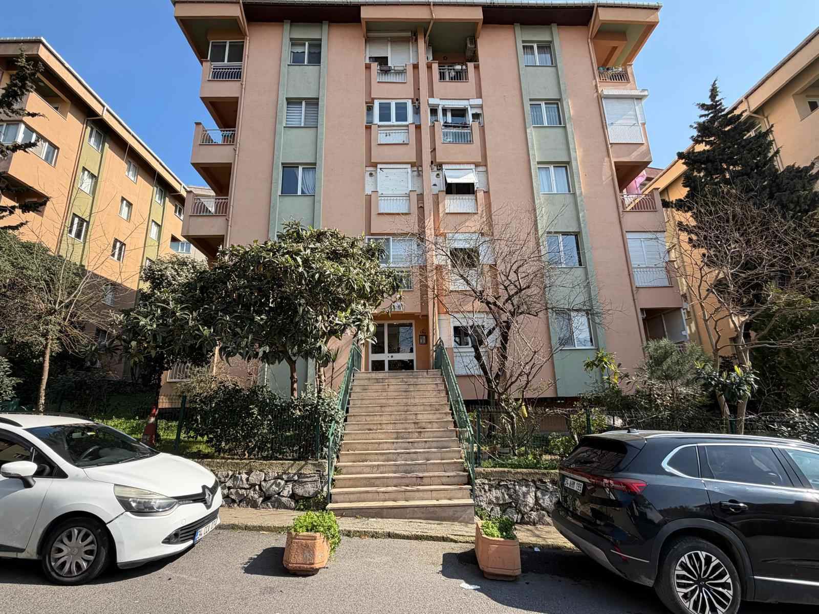 SOYAK BAĞLARBAŞI EVLERİNDE 1+1 KISMİ EŞYALI KİRALIK DAİRE