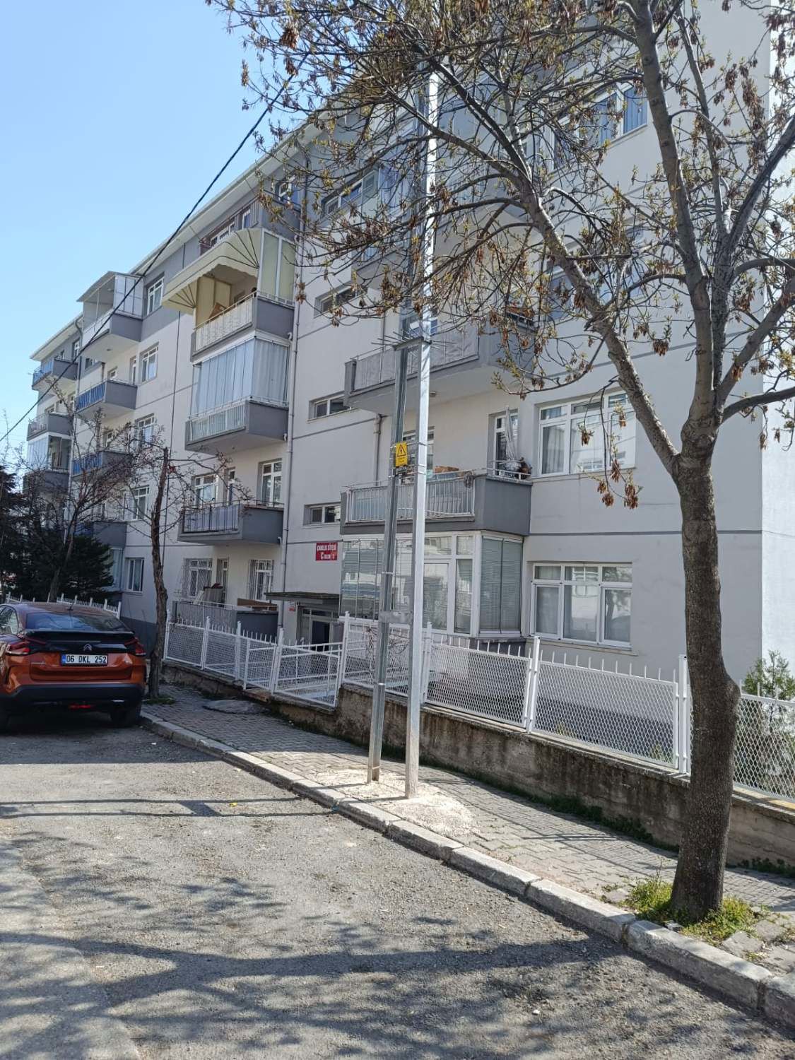 SİNCAN FATİH ÇAMLIK SİTESİNDE MERKEZİ KONUMDA 3+1 YAPILI TEMİZ KİRALIK DAİRE