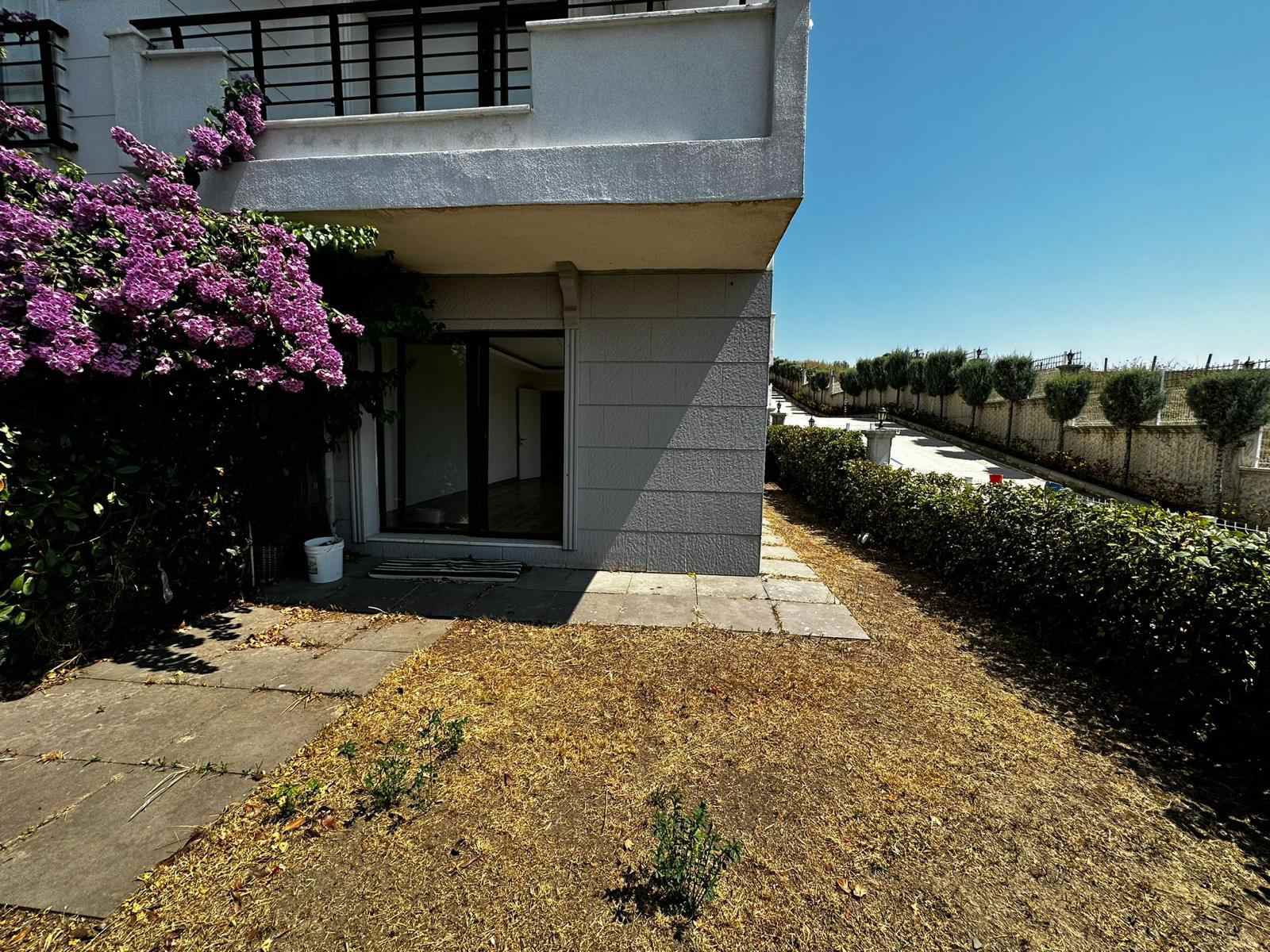 REMAX YALOVA ASUDE VADİ SİTESİNDE KİRALIK 3+1 BAHÇE KATI DAİRE