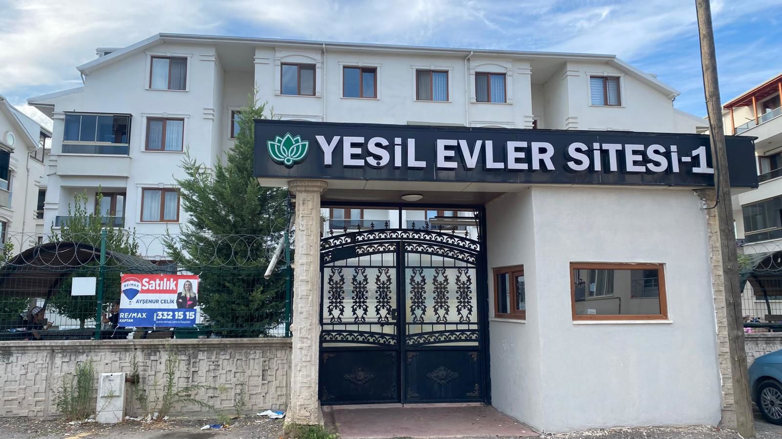 KARTEPE FATİH SULTAN MEHMET MAHALLESİ SATILIK SİTEİÇİ 4+1 DAİRE
