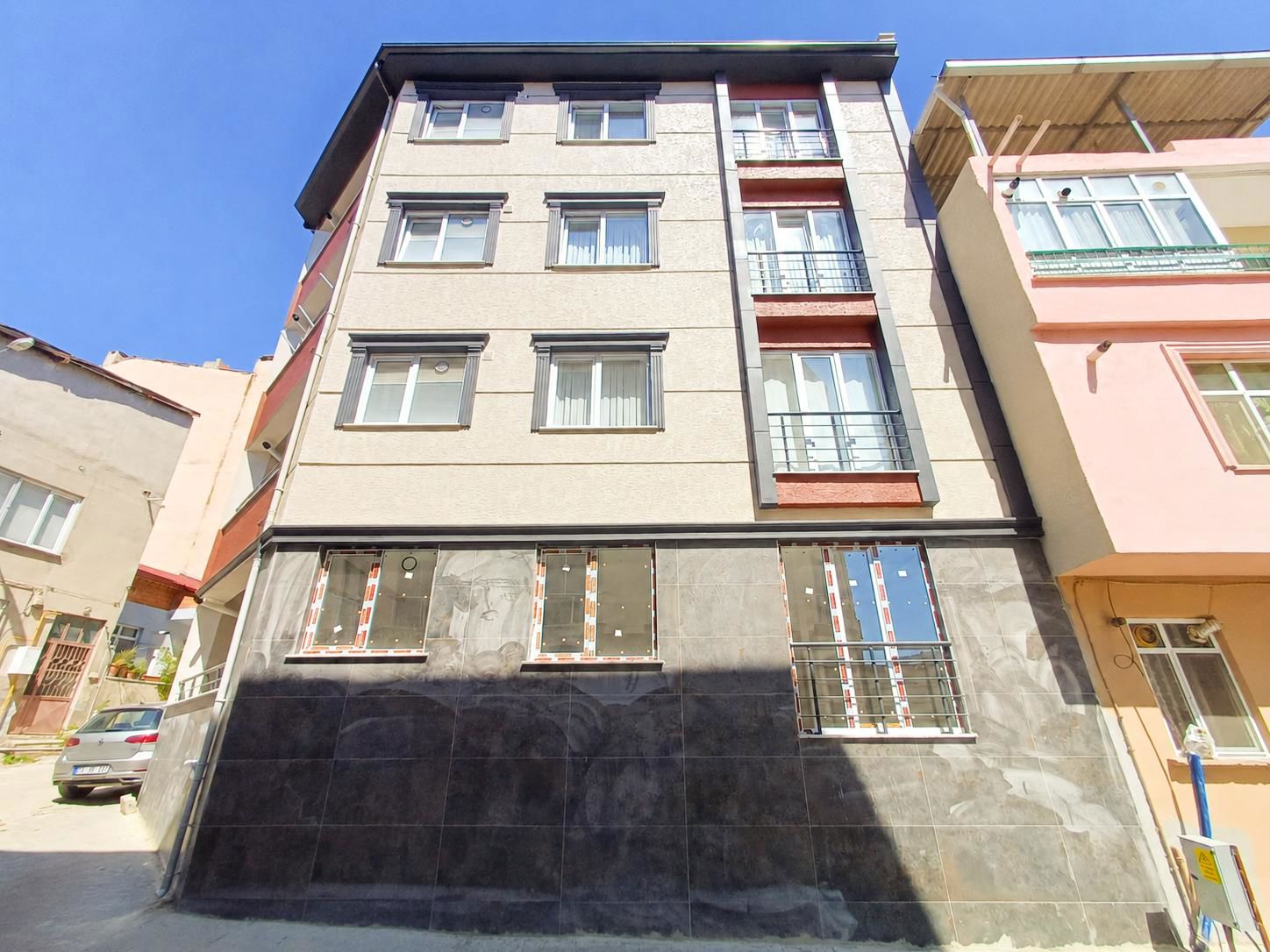 REMAX LAVANDA GÜNDOĞDU MAH. SIFIR KİRALIK 2+1 DAİRE