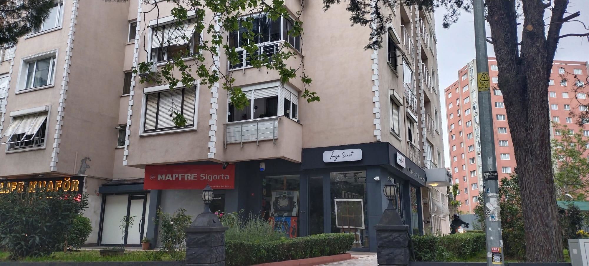 KADIKÖY SAHRAYICEDIT ATATÜRK CADDESI CEPHELI SATILIK 2+1 DAIRE