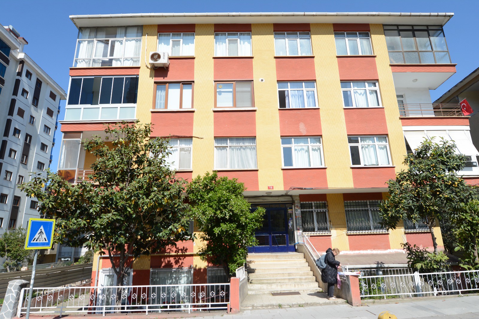FENERYOLU MAHALLESİ’NDE MERKEZİ KONUMDA KENTSEL DÖNÜŞÜM POTANSİYELLİ 3+1