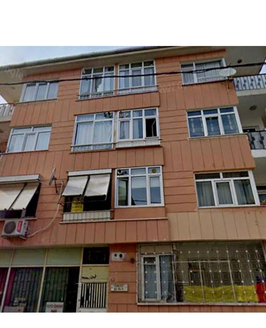 KÜÇÜKYALI MEKTEP CAD PARALEL YATIRIMLIK SATILIK 2+1 DAİRE