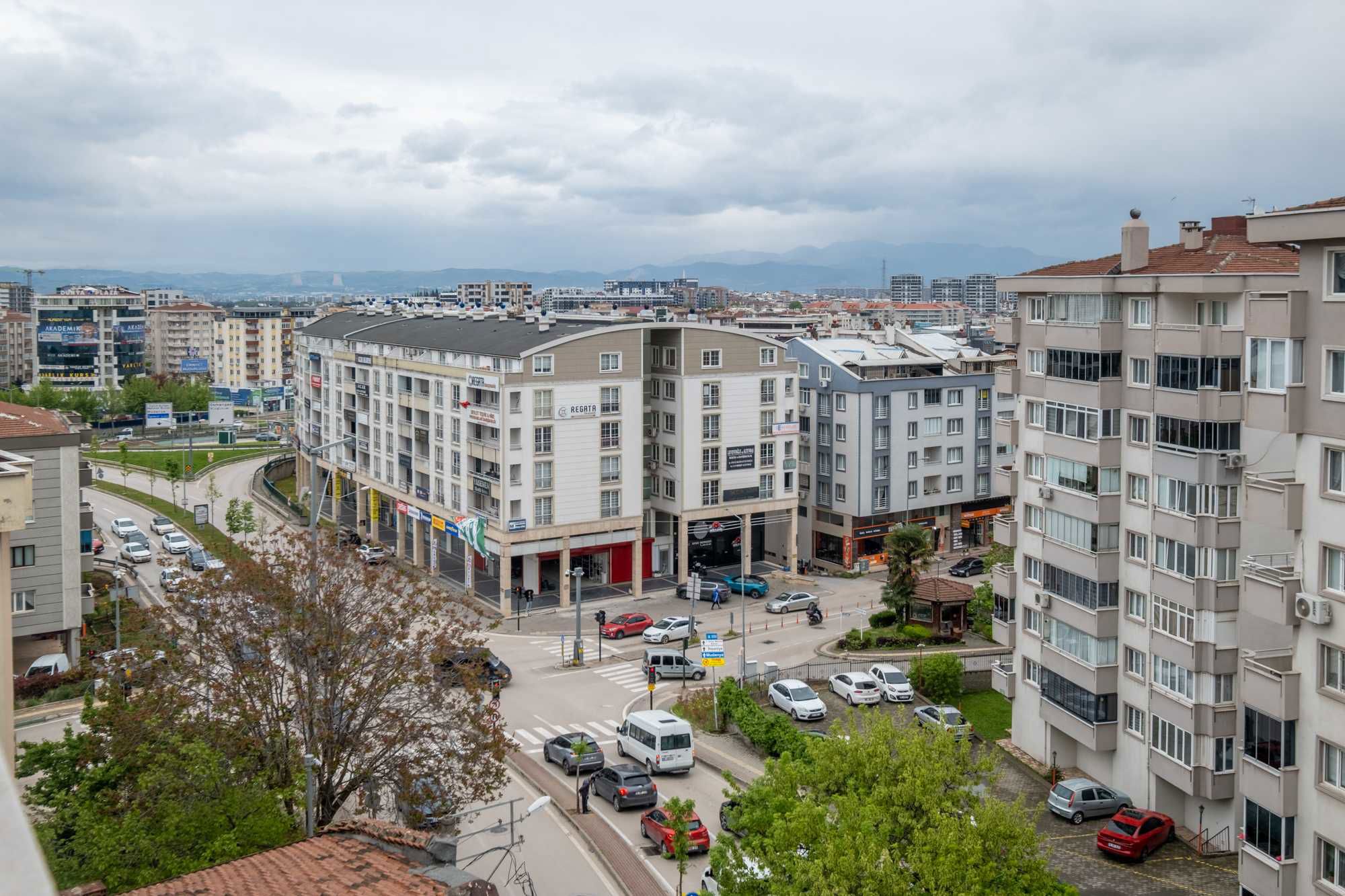 REMAX ADVANTAGE'DEN BEŞEVLER MERKEZİ KONUMDA 5+1 SATILIK DUBLEKS
