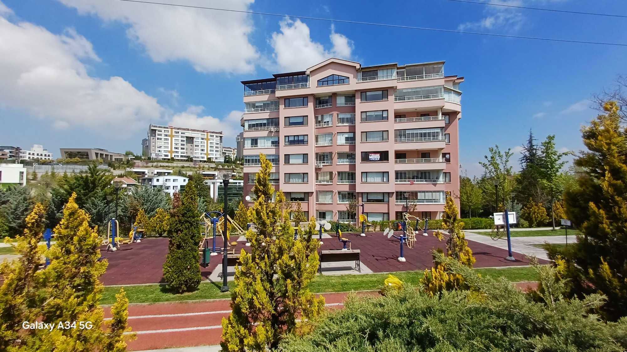 FEVZİ ÖZBEY İLKOKULUNA KOMŞU PARK MANZARALI 4+1 KİRALIK DAİRE