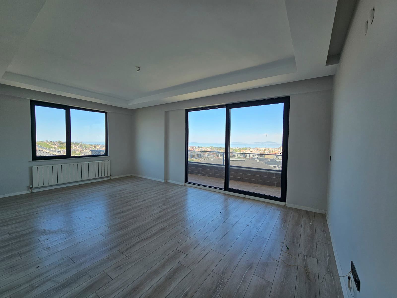 ÇİFTLİKKÖY VADİŞEHİR 'DE KİRALIK DENİZ MANZARALI 3+1 DAİRE