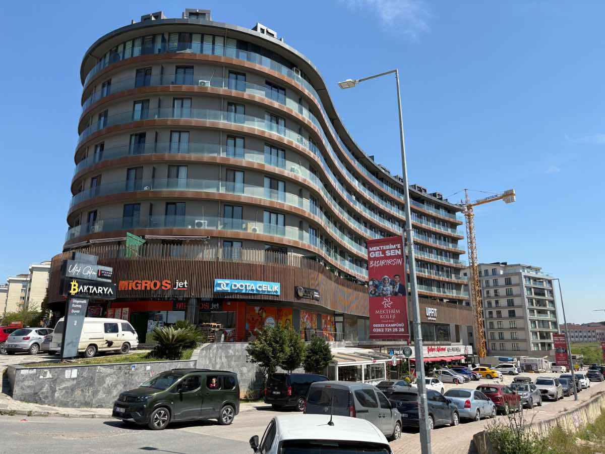 PARK PANORAMA EŞYALI KİRALIK ARAKAT 1+1 DAİRE