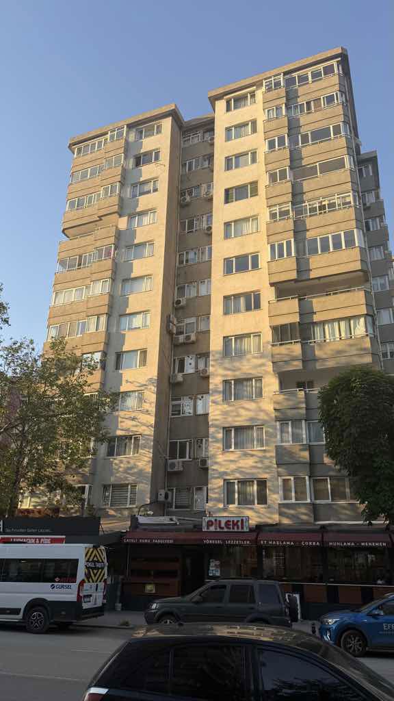 KOZYATAĞI CARREFOUR METRO’YA 1 DK | FERAH MASRAFSIZ 3+1 DAİRE