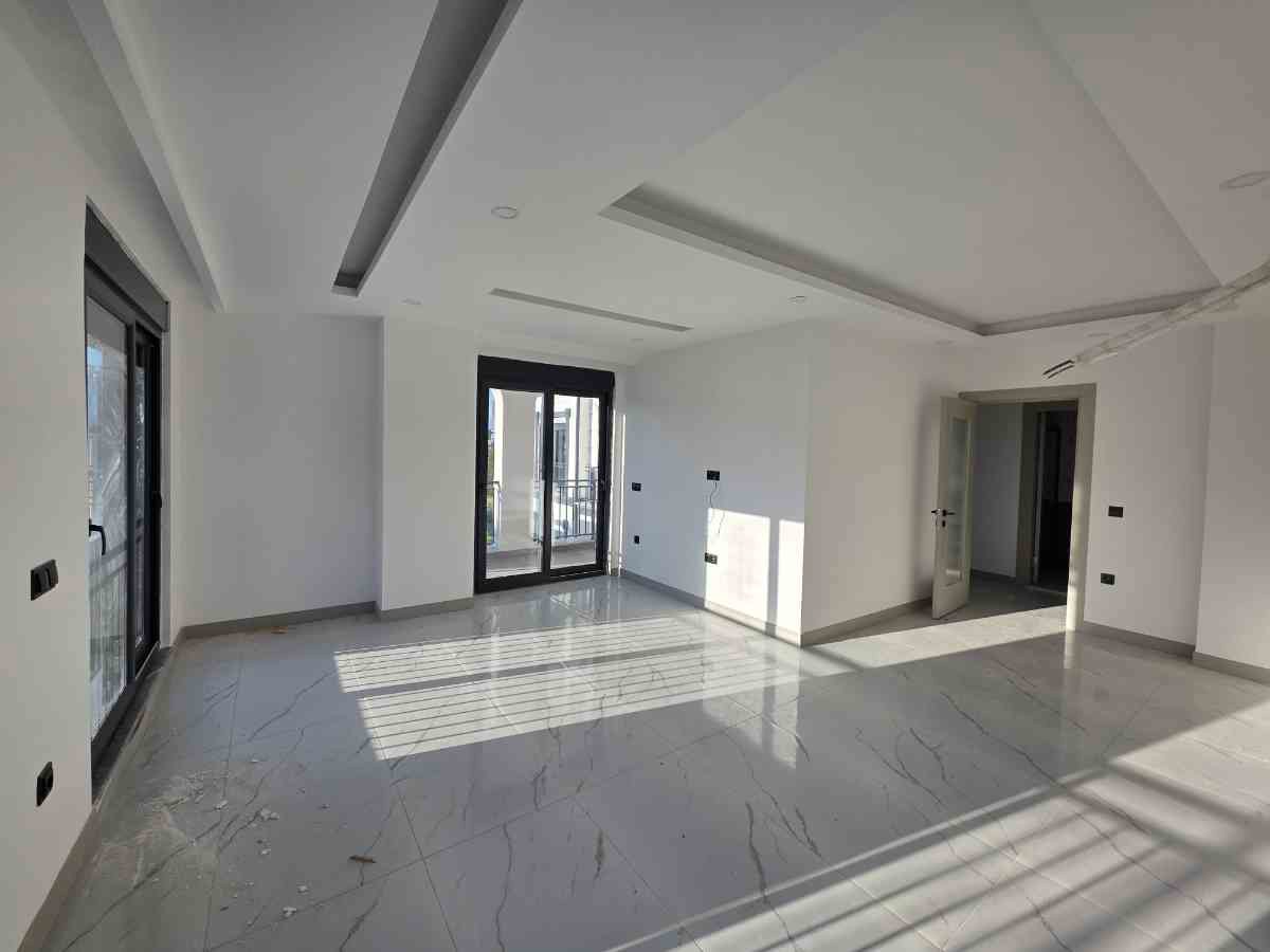 AYDINEVLER'DE SATILIK SIFIR 4+1 DUBLEKS ASANSÖRLÜ DAİRE