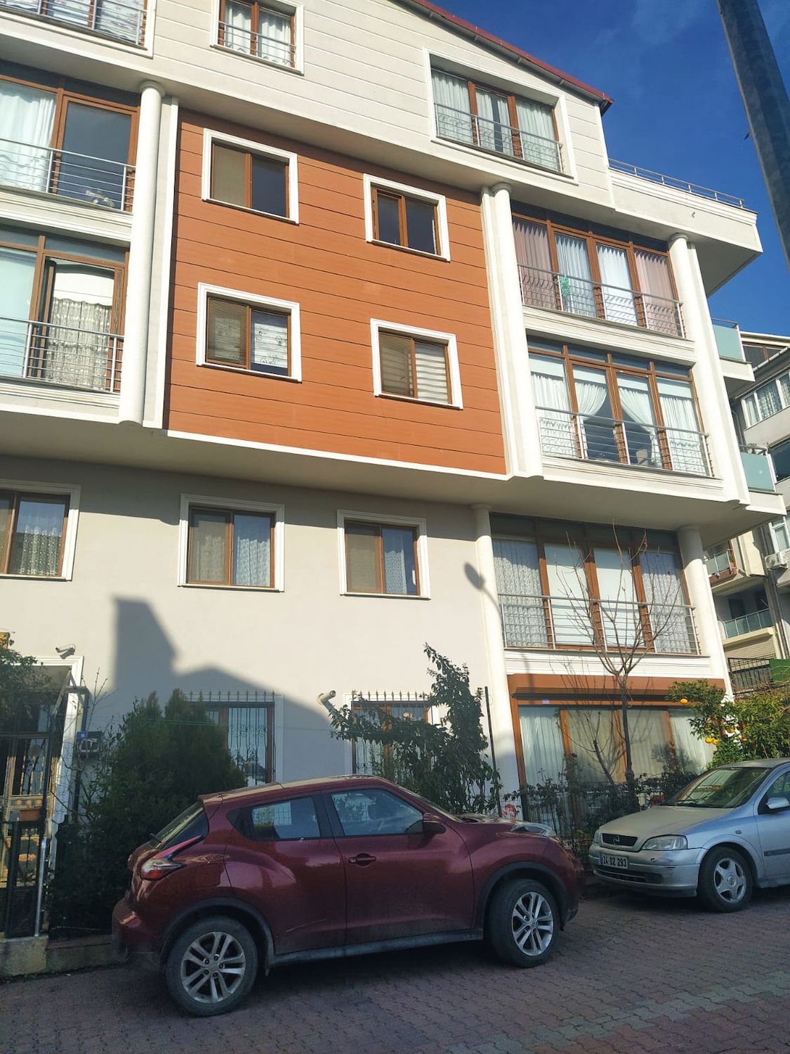DARICA'DA FUL DENİZ MANZARALI SATILIK DAİRE