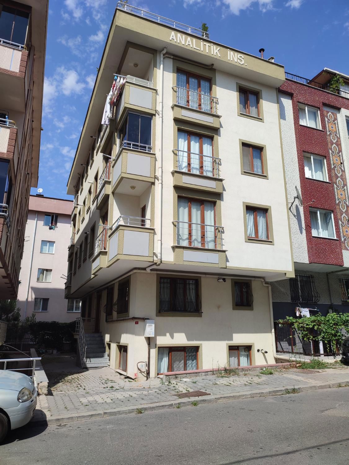 ÇEKMEKÖY HAMİDİYE MAH.  KİRALIK  EŞYALI  1+1 DAİRE
