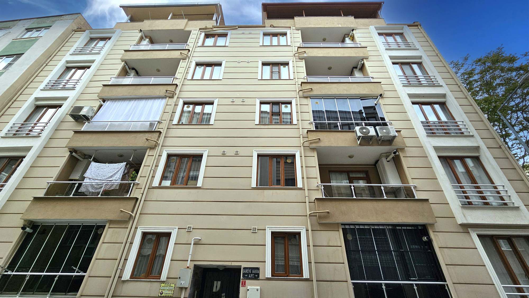REMAX MID'DEN BALIKESIR'IN MERKEZINDE 5+1 DUBLEKS DAIRE