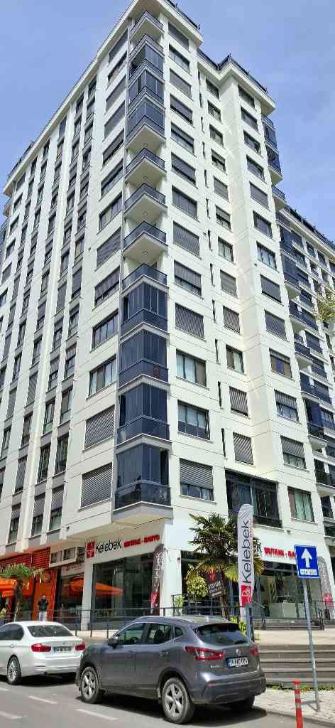 BOSTANCI VUKELA DA , BALKONLU,NET 92 M2 ,3+1 DAİRE