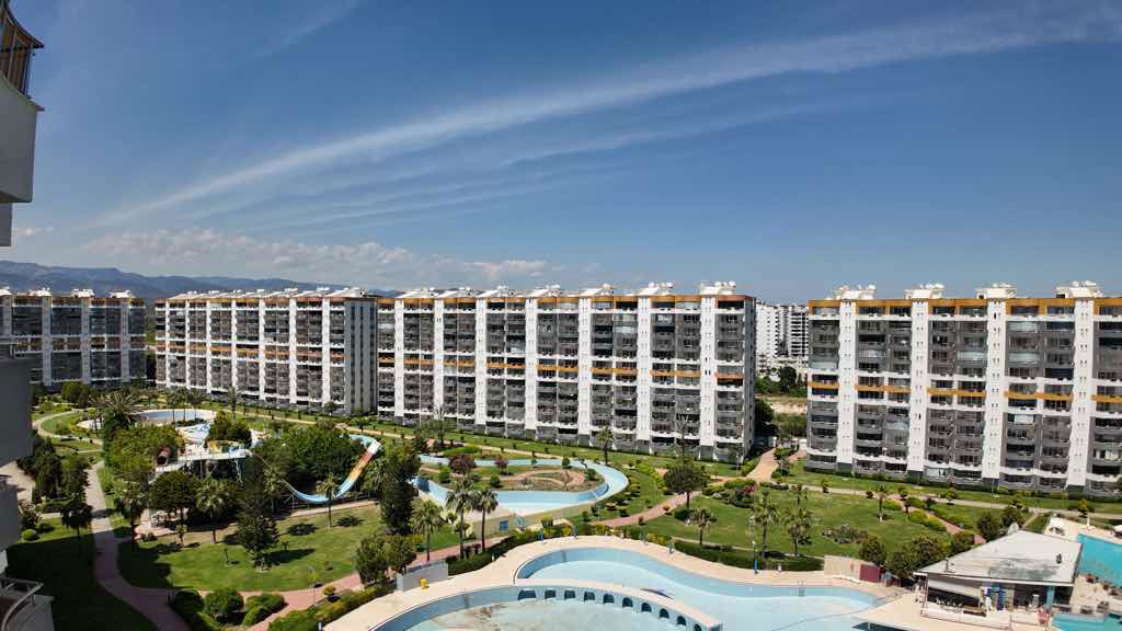 DENİZE SIFIR QUEENABA SİTESİNDE SATILIK 3+1 EŞYALI DAİRE