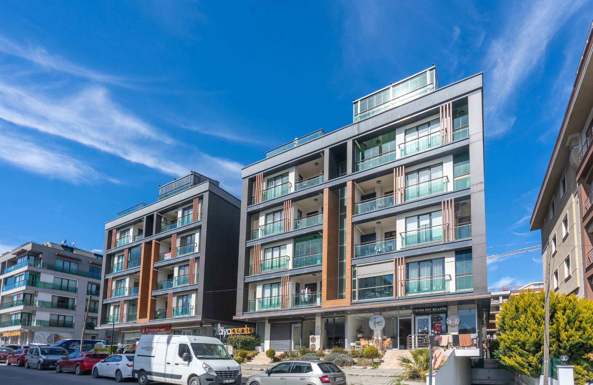 REMAX GELİŞİMDEN ALYA PENTA SİTESİNDE 3+1 SATILIK DAİRE