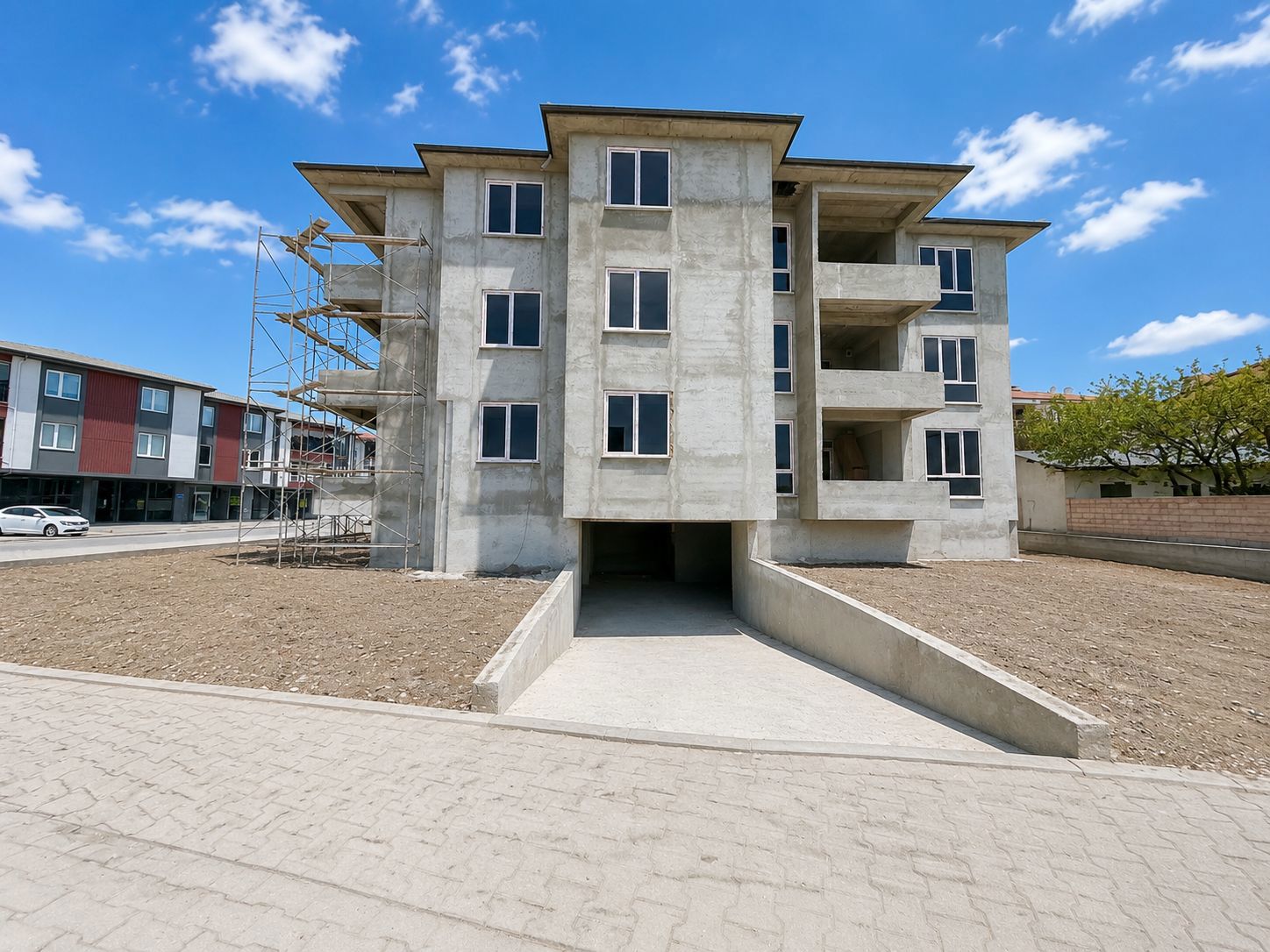 REMAX DEM'DEN DEMİRKENT MAHALLESİNDE 2 +1 SATILIK DAİRE