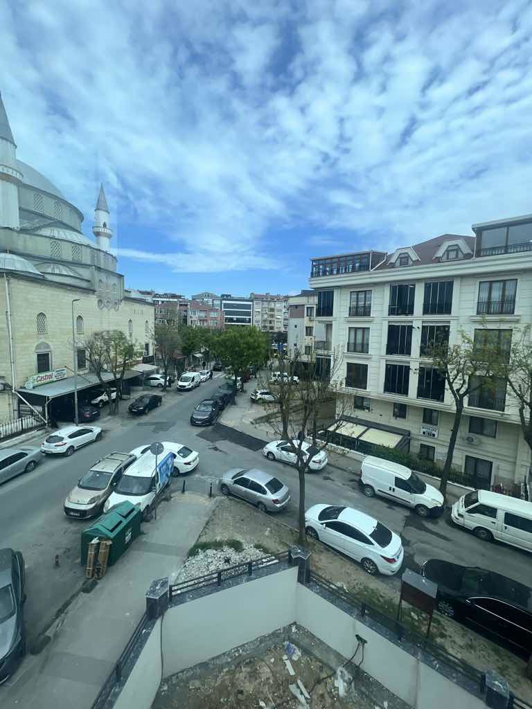 BAHÇELİEVLER KAPALI MUTFAK 2+1 DAİRE