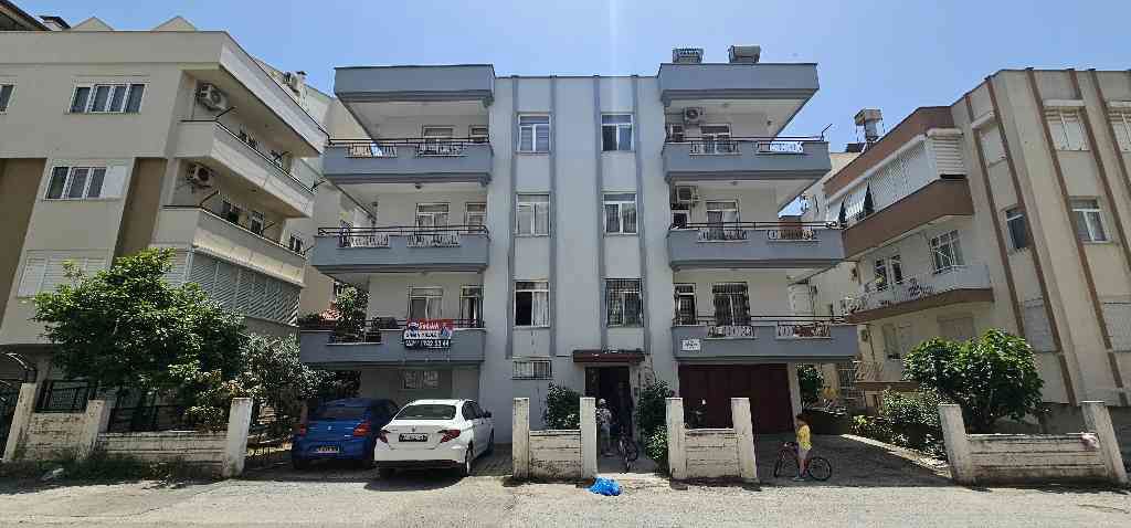 ESKİ HİSAR MAHALLESİNDE SATILIK KAPALI MUTFAK GENİŞ 3+1 DAİRE