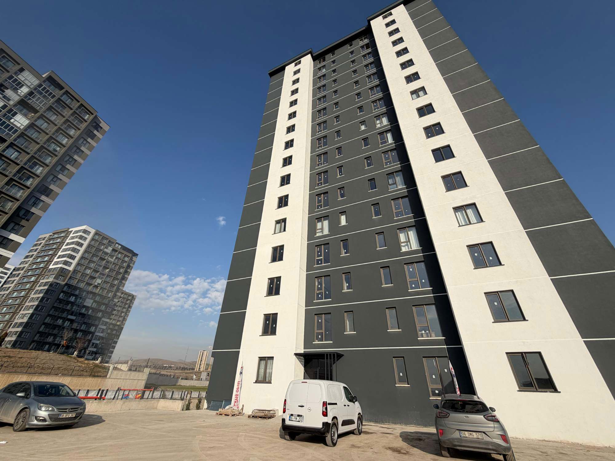 “REMAX VOGUE” KATRE ROYAL ÇAKIRLAR'DA 4+1 FERAH 190 M² DAİRE