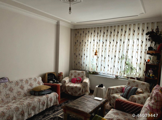 Erasta Avm’ye 3 Dk Mesafede Eşyalarıyla Birlikte Sahibinden