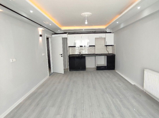 Sahibinden Okullar Bölgesinde Yeni Hastaneye Yakın Sıfır Ara Kat Balkonlu 1+1 Kiralık Daire