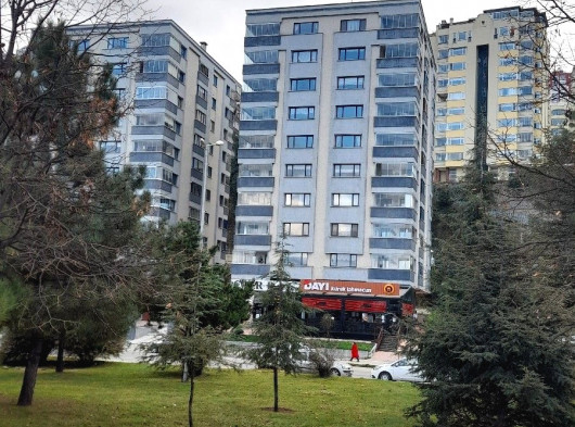 Ana Cadde Üzerinde Full Manzaralı Daire