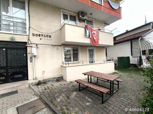 İlk Sahibinden 3+2 Ebeveyn Banyolu Merkezi Yerde Daire