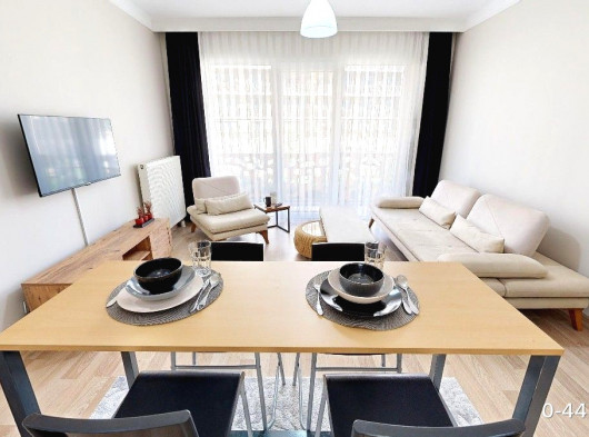 Sahibinden Evora'da Eşyalı En Büyük 1+1 Kat Bahçeli, Balkonlu Kiralık Daire