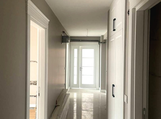 Üsküdar Salacak'ta Panoramik Boğaz Manzaralı 3+1 Lüks Daire (130m², Geniş Salon)