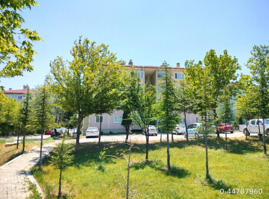 Yaşamkent Toki De Ara Kat 3+1