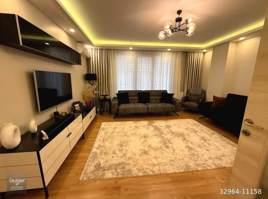 İstanbul Küçükçekmece Cennet Mah. 2 + 1 Satılık Daire