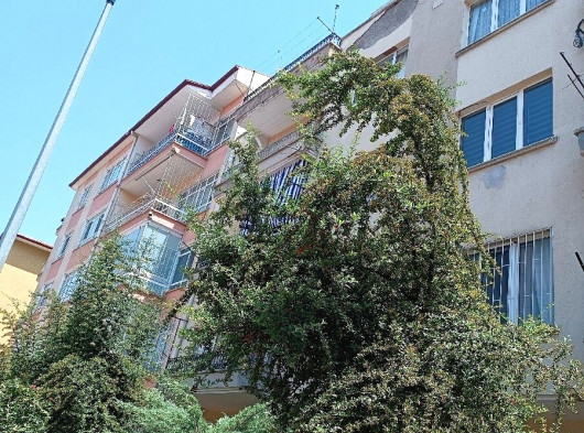 Ankara Çankaya Fakülteler Mah. 3 + 1 Satılık Daire