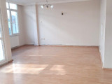 Tersane De 4+1 Doğalgazlı Kiralık Daire