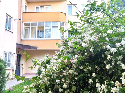 Manzaralı Ara Kat Daire