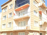Sahibinden Merkezde 2+1 Köşe Daire - Karanlık Odası Yok