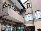 Gültepe, Ortabayırda, Müstakil Girişli, 2 Balkonlu Geniş 2.5+1