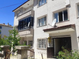 BAHÇELİEVLER KARAMAN SOKAK 3+1 GİRİŞ KAT DAİRE