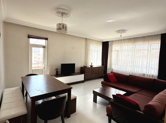 Acil Satılık Asansörlü Bağımsız Salon Yapılı Güney Cephe Demet Metro Yakını