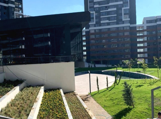 Akadia İncek konutlarında sahibinden 2+1 kapalı balkonlu daire