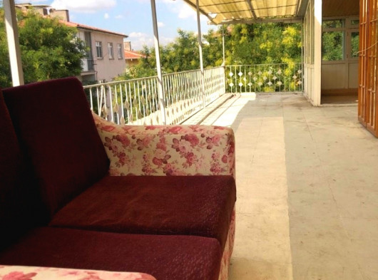 Sahibinden bakımlı temiz kiralık teras